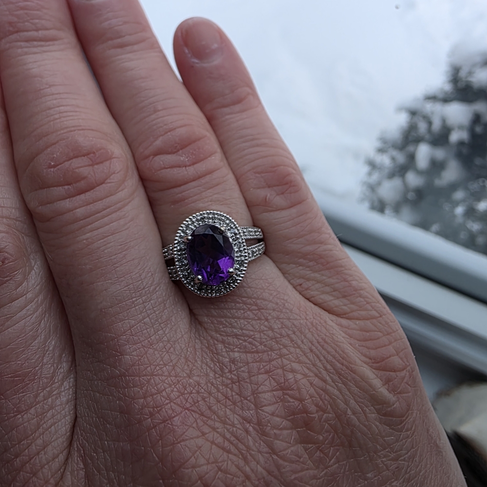 Amythest And Diamond  White Gold Ring
